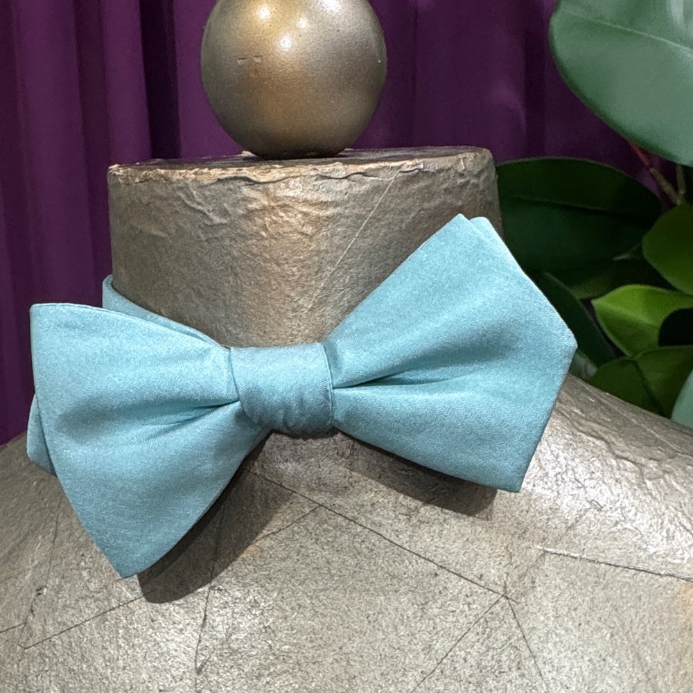 Blue Mist Men’s Bow Tie